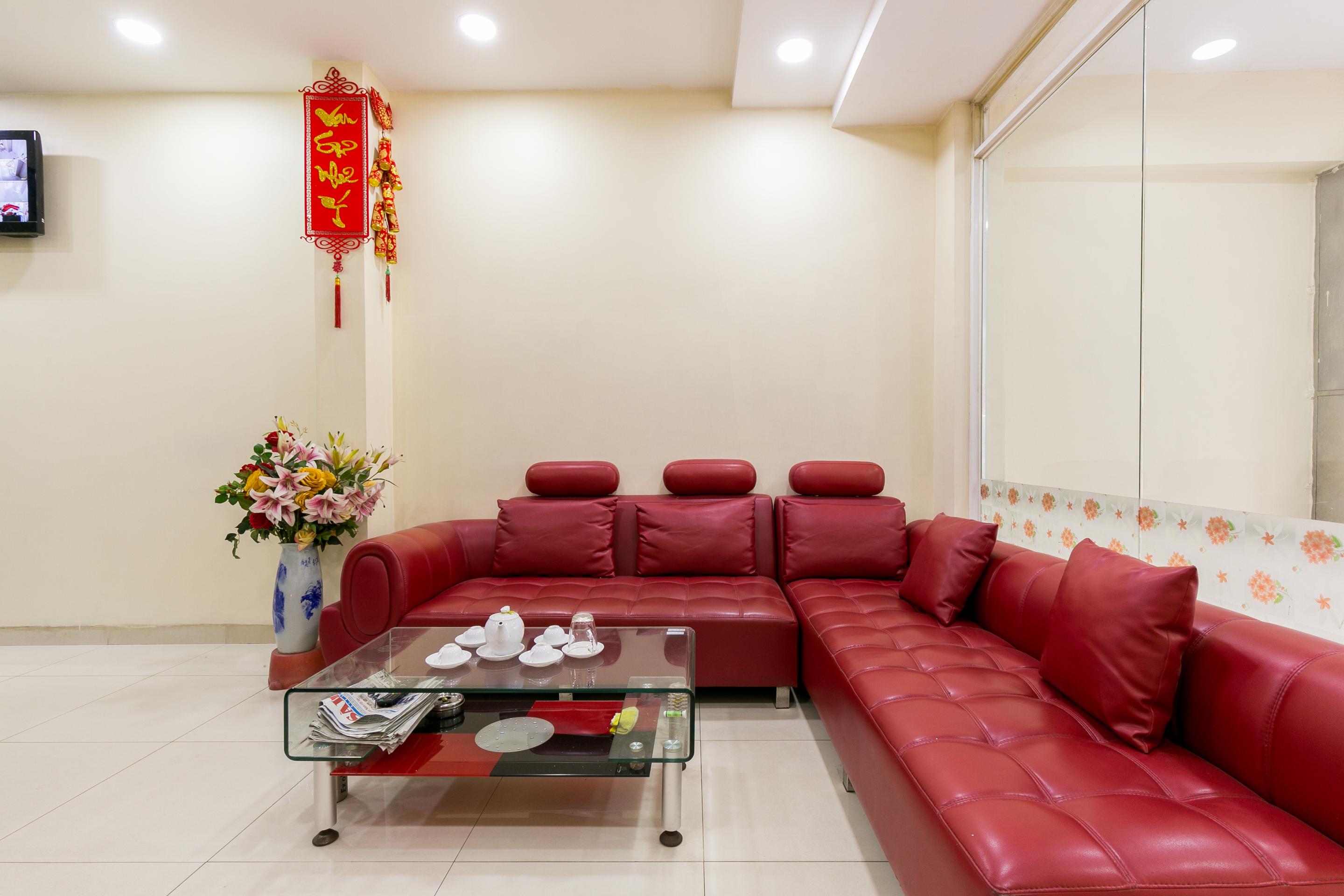 Oyo 422 Nguyen Thanh Hotel Ho Chi Minh City Exterior photo